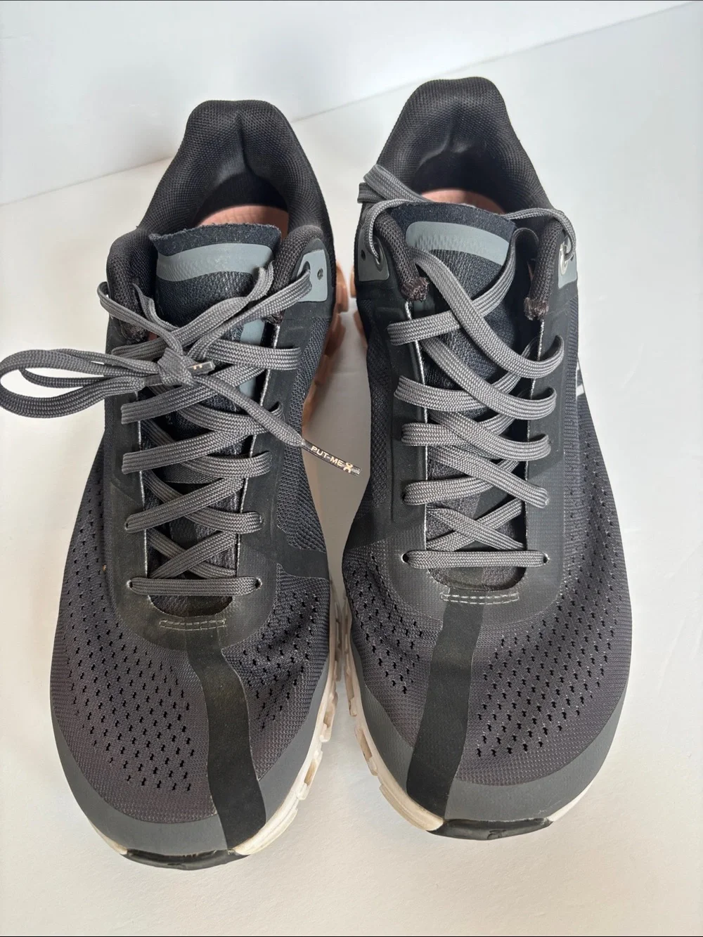 On Running Shoes Helion Style